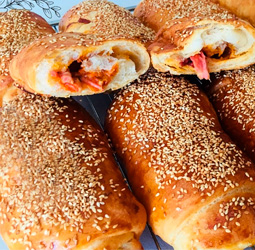 Sosisli Kaşarlı Poğaça